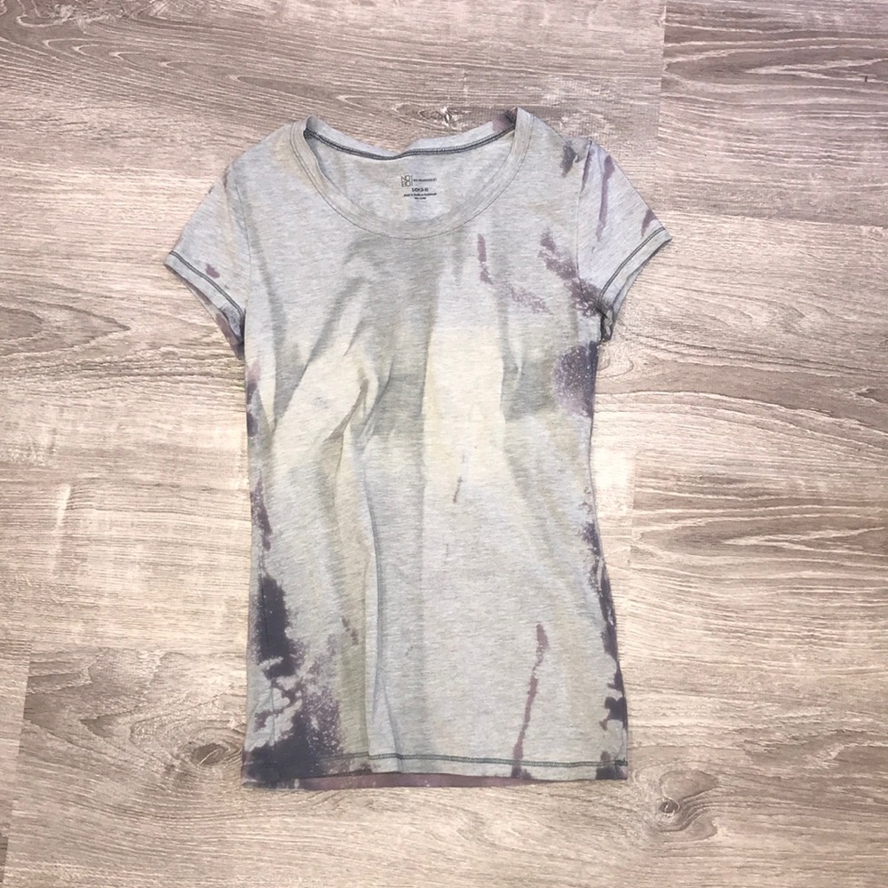 Grey and purple t-shirt